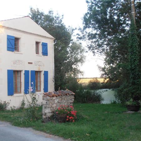 Bed and Breakfast la Platière à Yves Extérieur photo