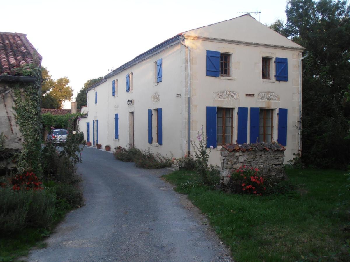 Bed and Breakfast la Platière à Yves Extérieur photo